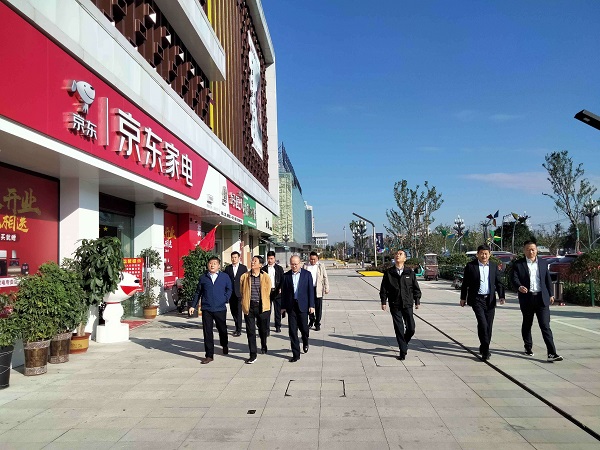 省非凡国际集团公司表部董事调研徽盐地产集团在建项目